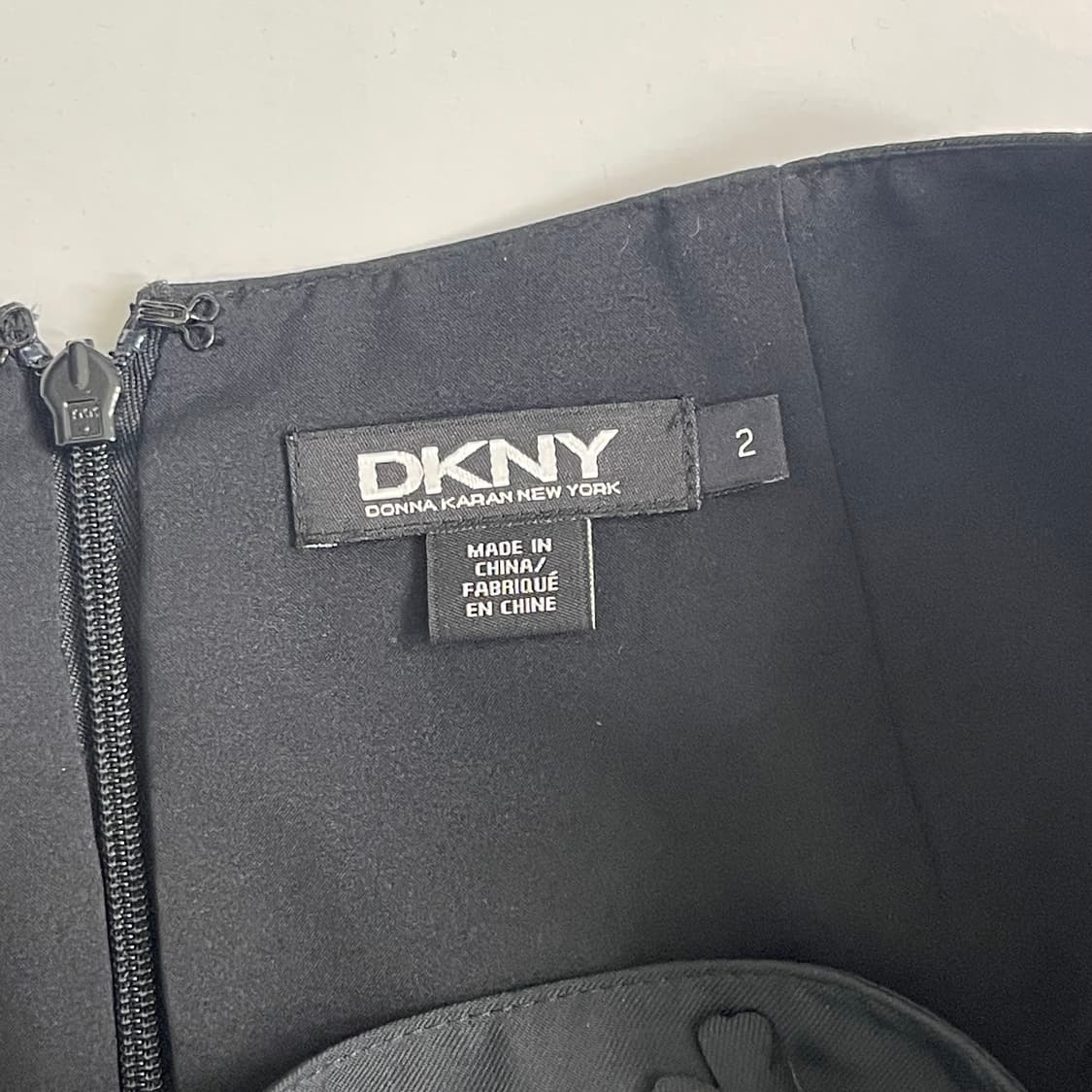 DKNY 블랙 플라워 미니 스커트 2 (25~26인치) 상품이미지6
