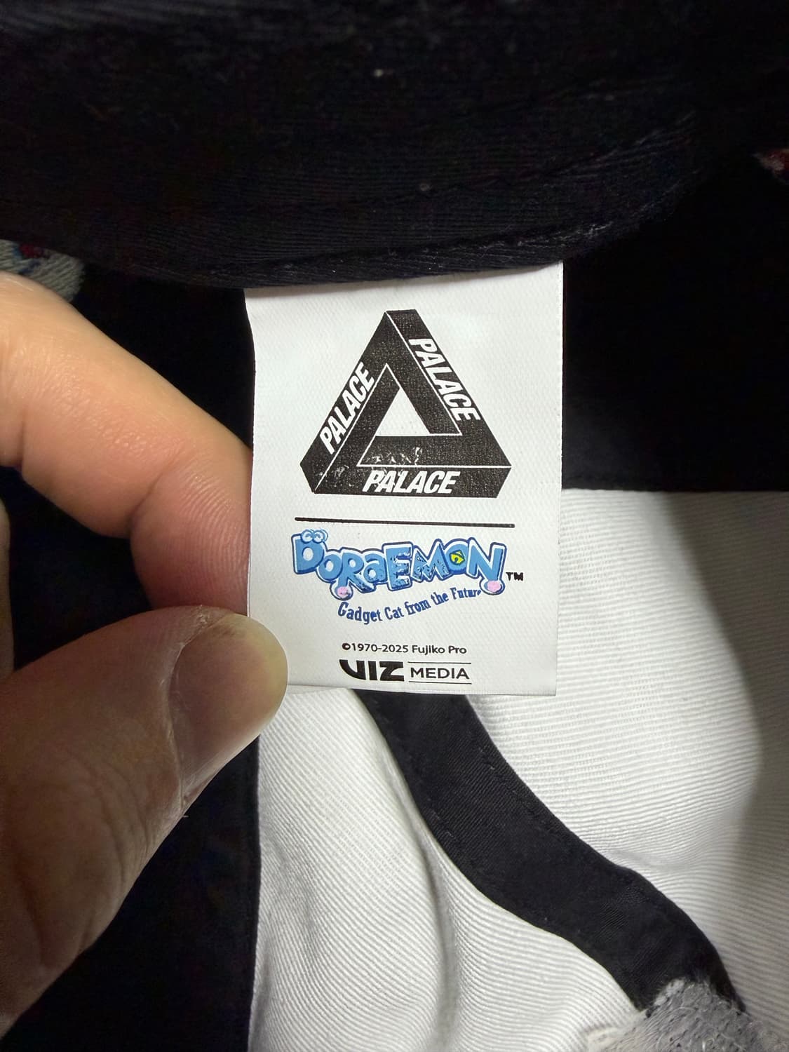 팔라스 x 도라에몽 6-패널 블랙  상품이미지3