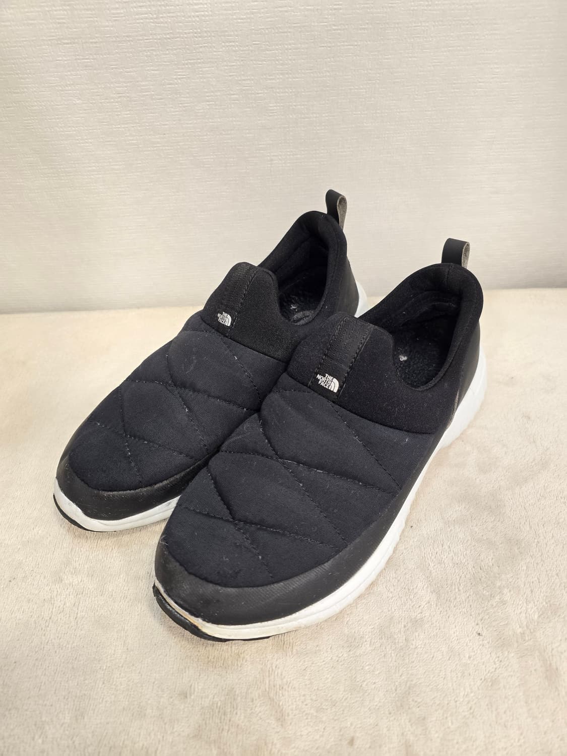 노스페이스 구스다운 슬립온 블랙 250 상품이미지1