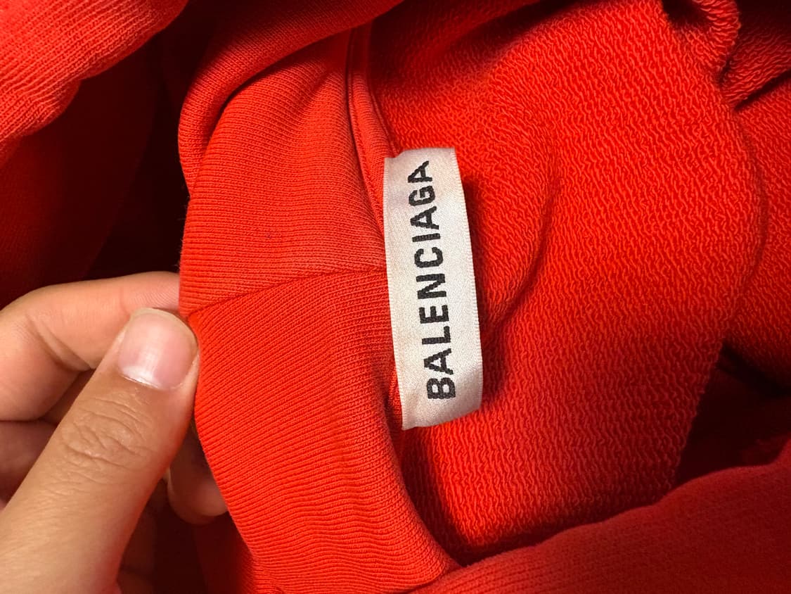 발렌시아가 웨이브로고 후드티 M 상품이미지4