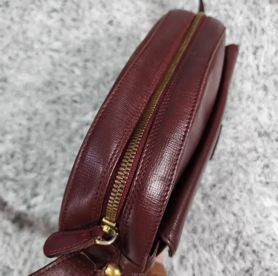 까르띠에 레더 크로스백 상품이미지5