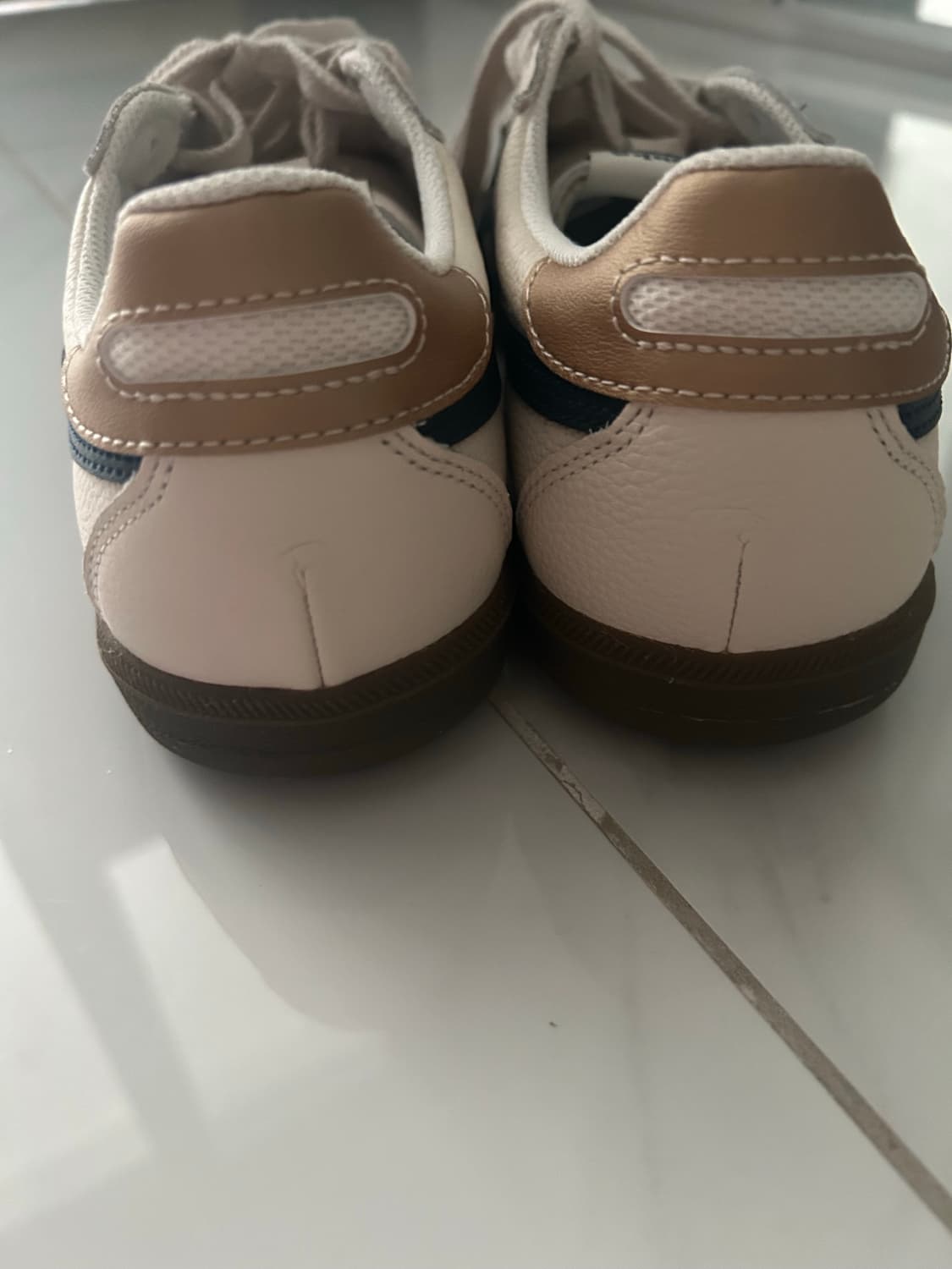 오니츠카타이거 상품이미지4