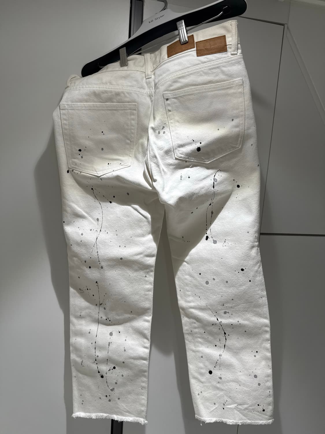토니웩 Musk Painting Slim-Straight Jeans 상품이미지2