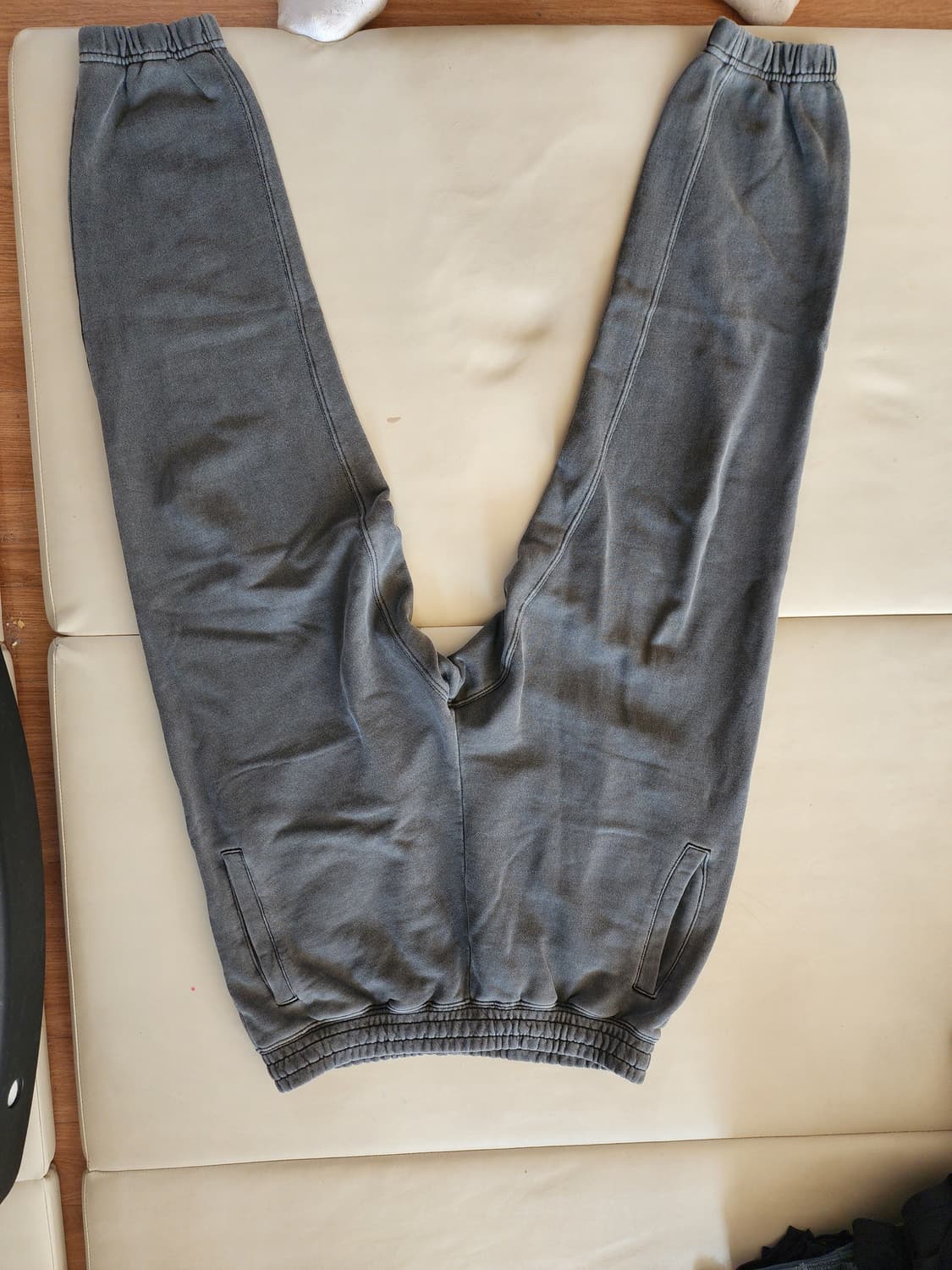 칼하트 넬슨 스웻팬츠 M사이즈 상품이미지1