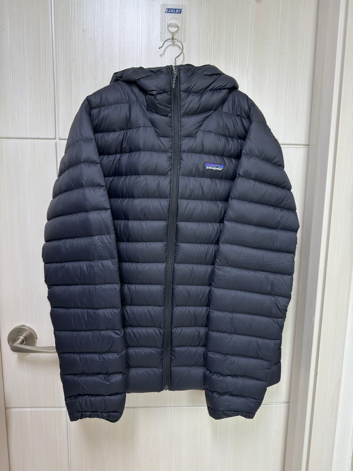 파타고니아 다운 스웨터 후디 블랙 L 상품이미지1