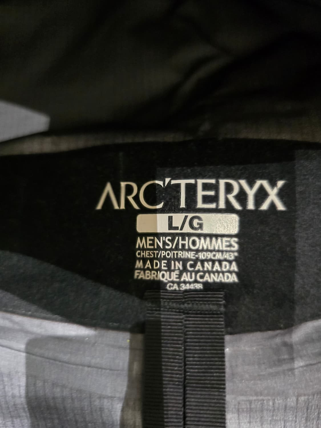 아크테릭스 알파 SV 고어텍스 프로 자켓 상품이미지2