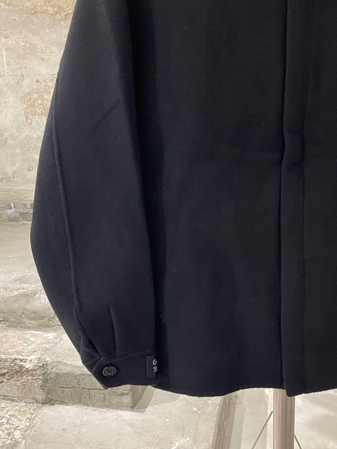 발망 블랙 스퀘어 로고 히든 집업 울 캐시미어 자켓 상품이미지4