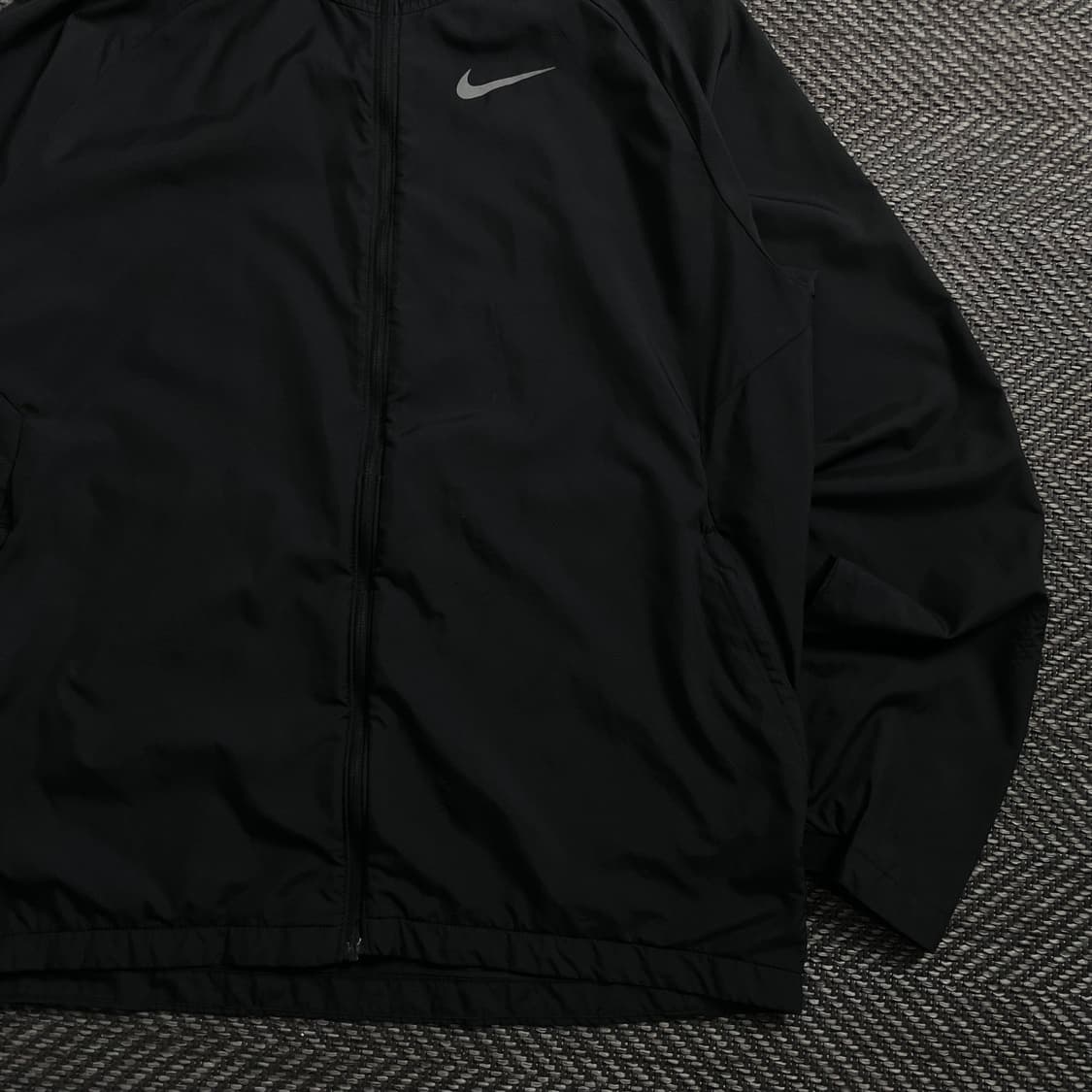 나이키 스카치 로고 블랙 러닝 바람막이 자켓o 4062 상품이미지2