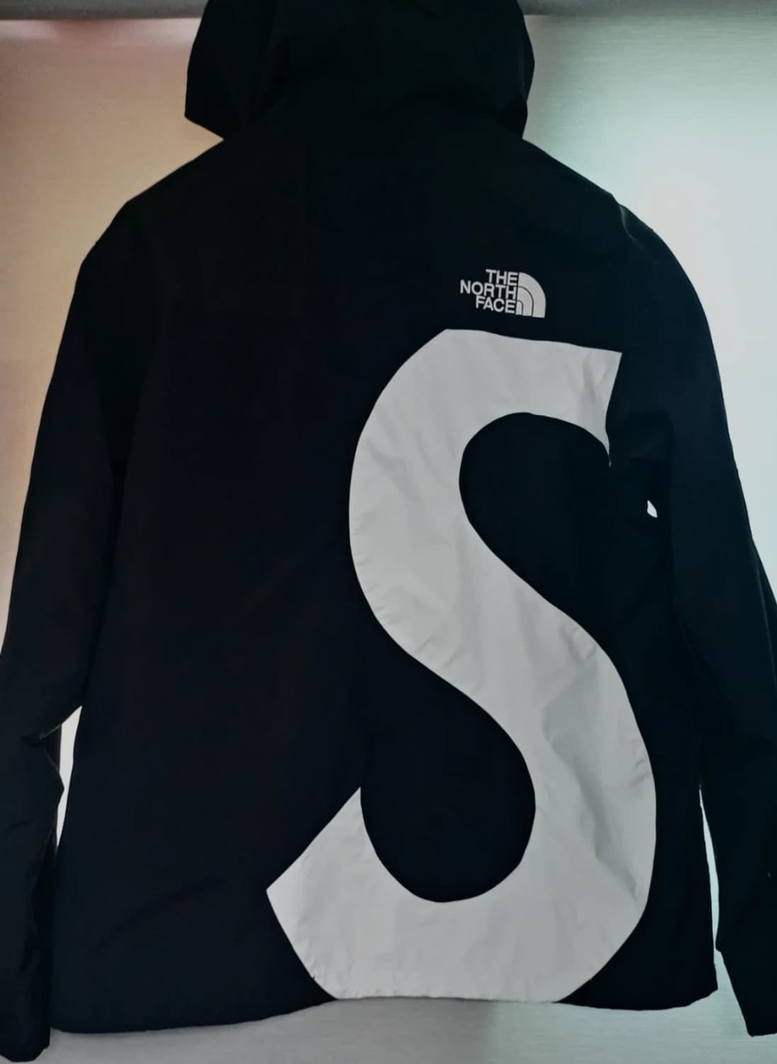 정품 슈프림 x 노스페이스 S 로고 콜라보 자켓 상품이미지2