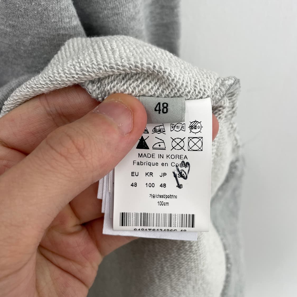 솔리드옴므 로고 프린트 맨투맨 티셔츠  상품이미지5