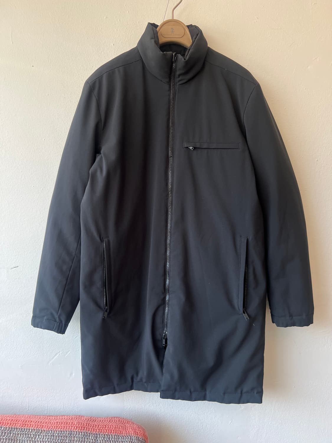 띠어리 남성 블랙 미니멀패딩 리버서블점퍼 상품이미지2