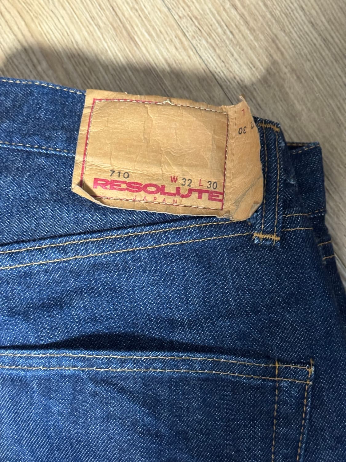 레졸루트 710 W32 L30 상품이미지1