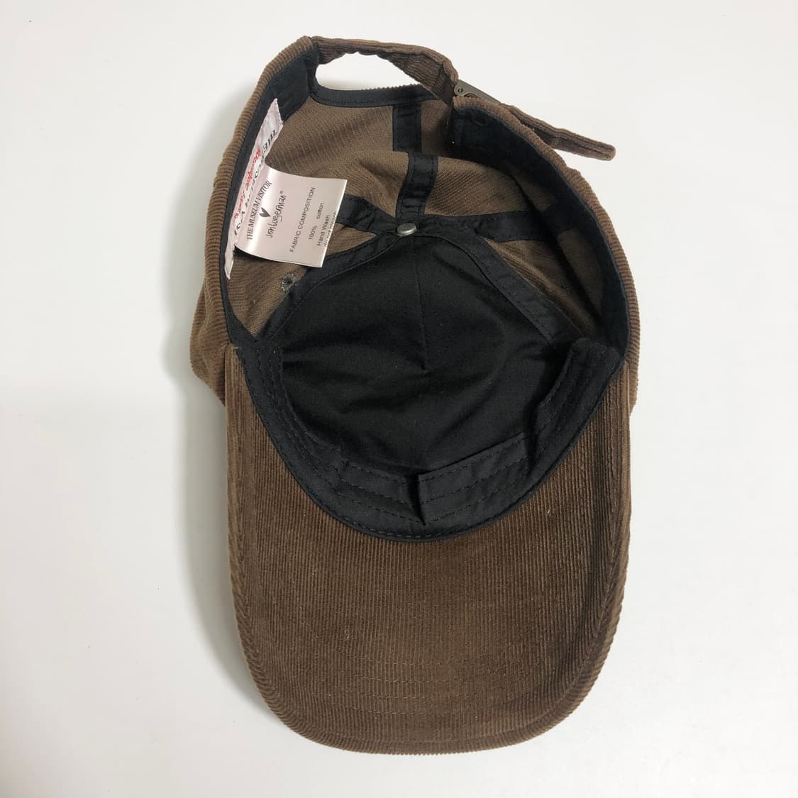 더뮤지엄비지터 존버거맨 볼캡 상품이미지5