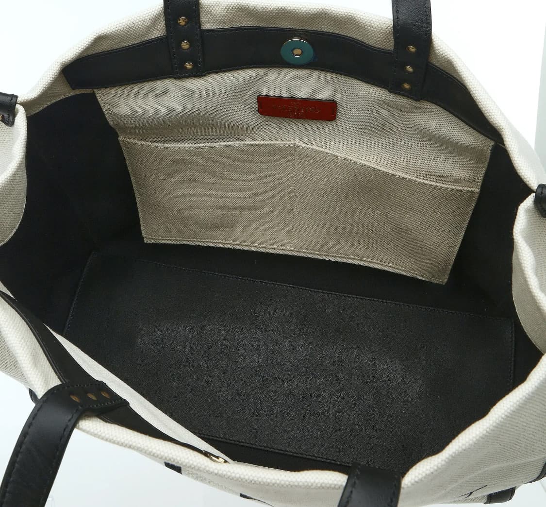 [S급] 발렌티노 VLTN 락스터드 쇼퍼백 판매합니다!!! 상품이미지4