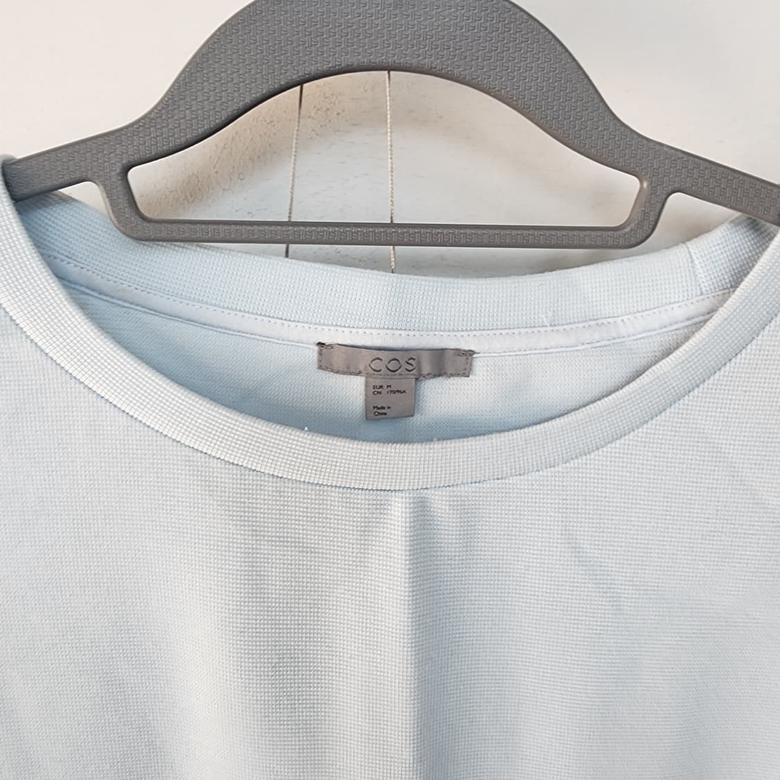 COS 코스 하늘색 반팔 블라우스 상품이미지3