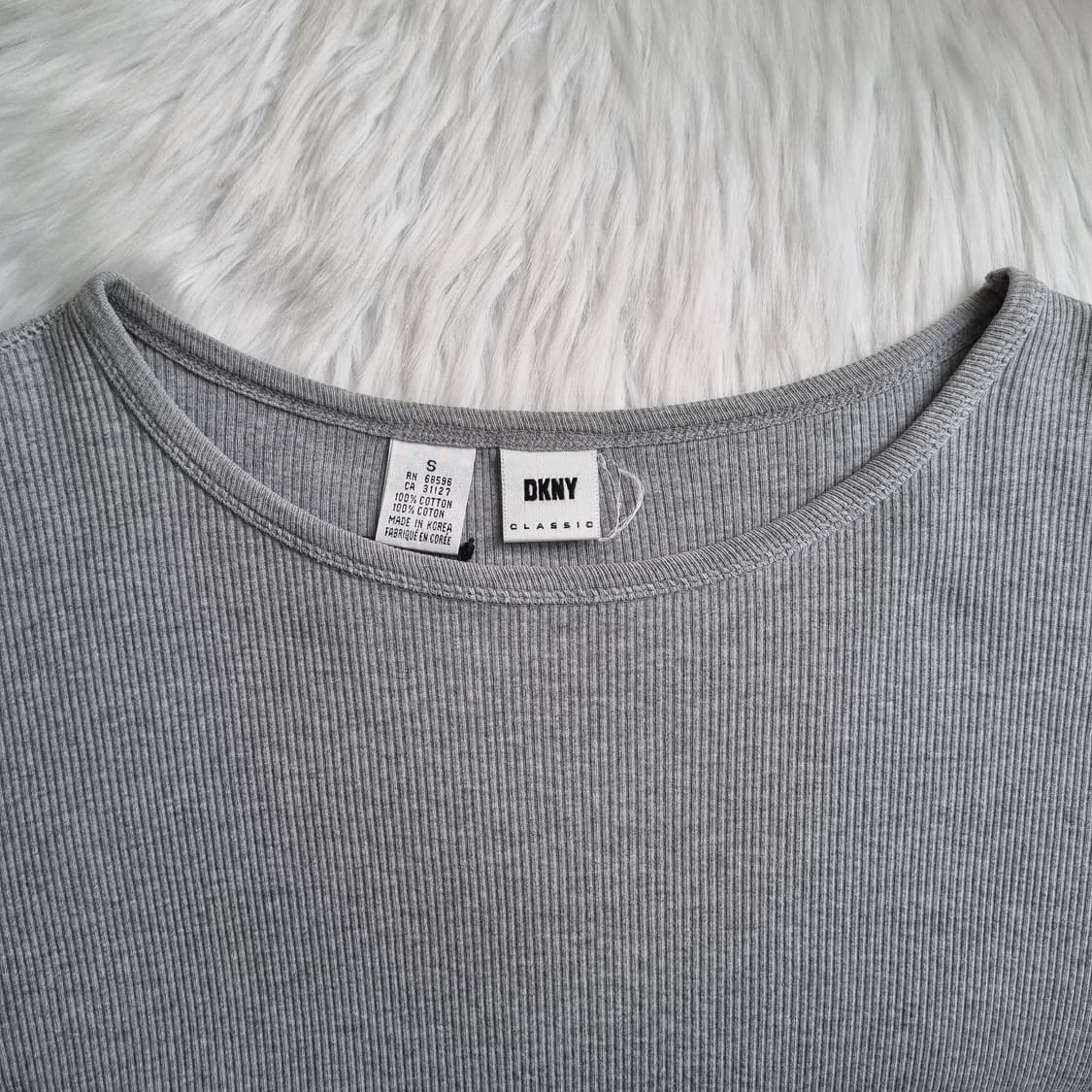 DKNY 클래식 잔골지 내츄럴 커팅 스티치 티셔츠 1967 상품이미지3