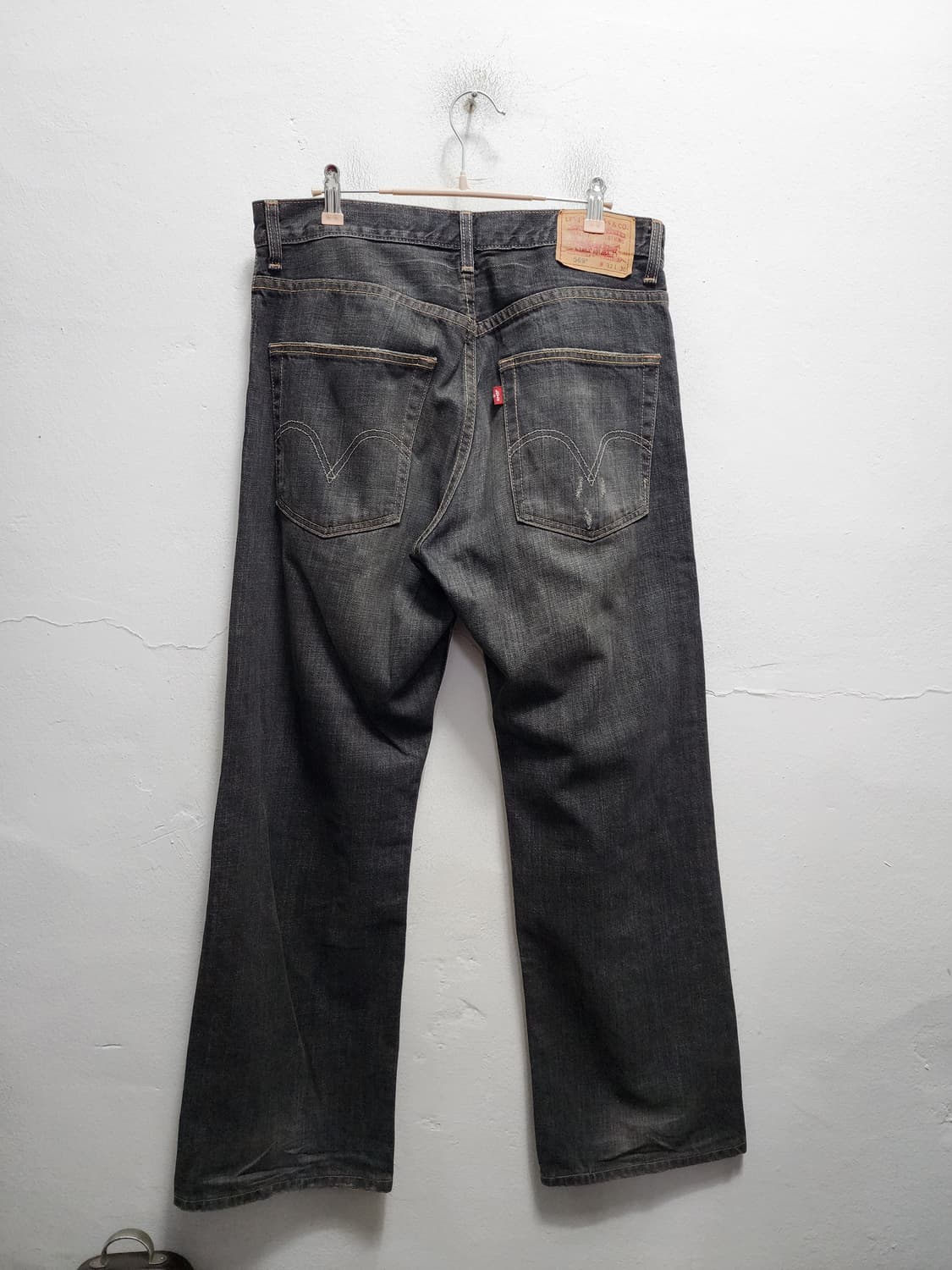00s 리바이스 루즈 스트레이트 569 흑청 데님 팬츠 상품이미지1