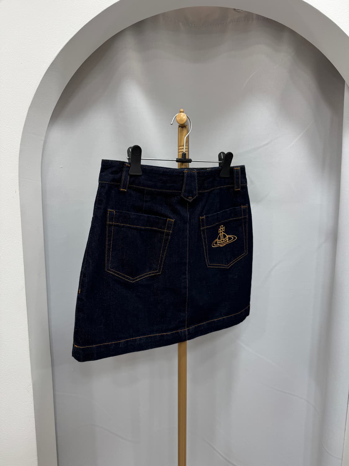 백화점판 비비안웨스트우드 데님 청 스커트 38사이즈 상품이미지1