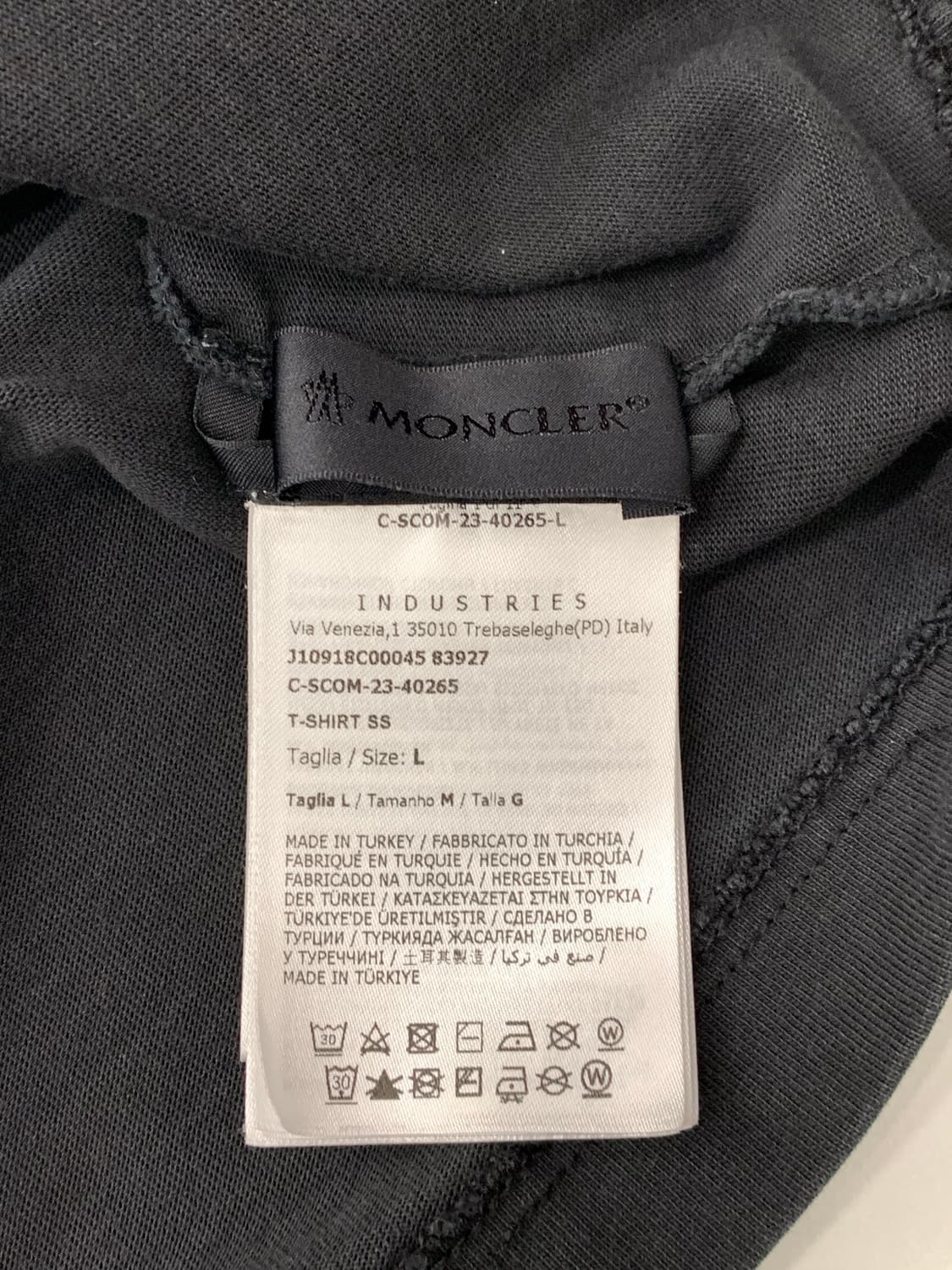 Moncler 몽클레어 블랙 로고 반팔 티셔츠 상품이미지6