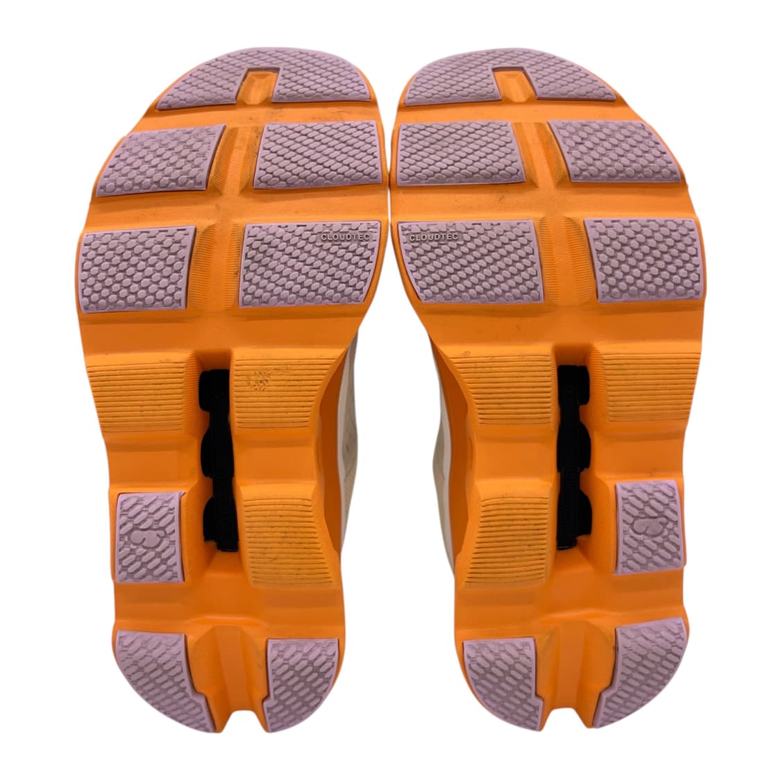 230 W 온 러닝 클라우드몬스터 펀 터메릭 상품이미지7