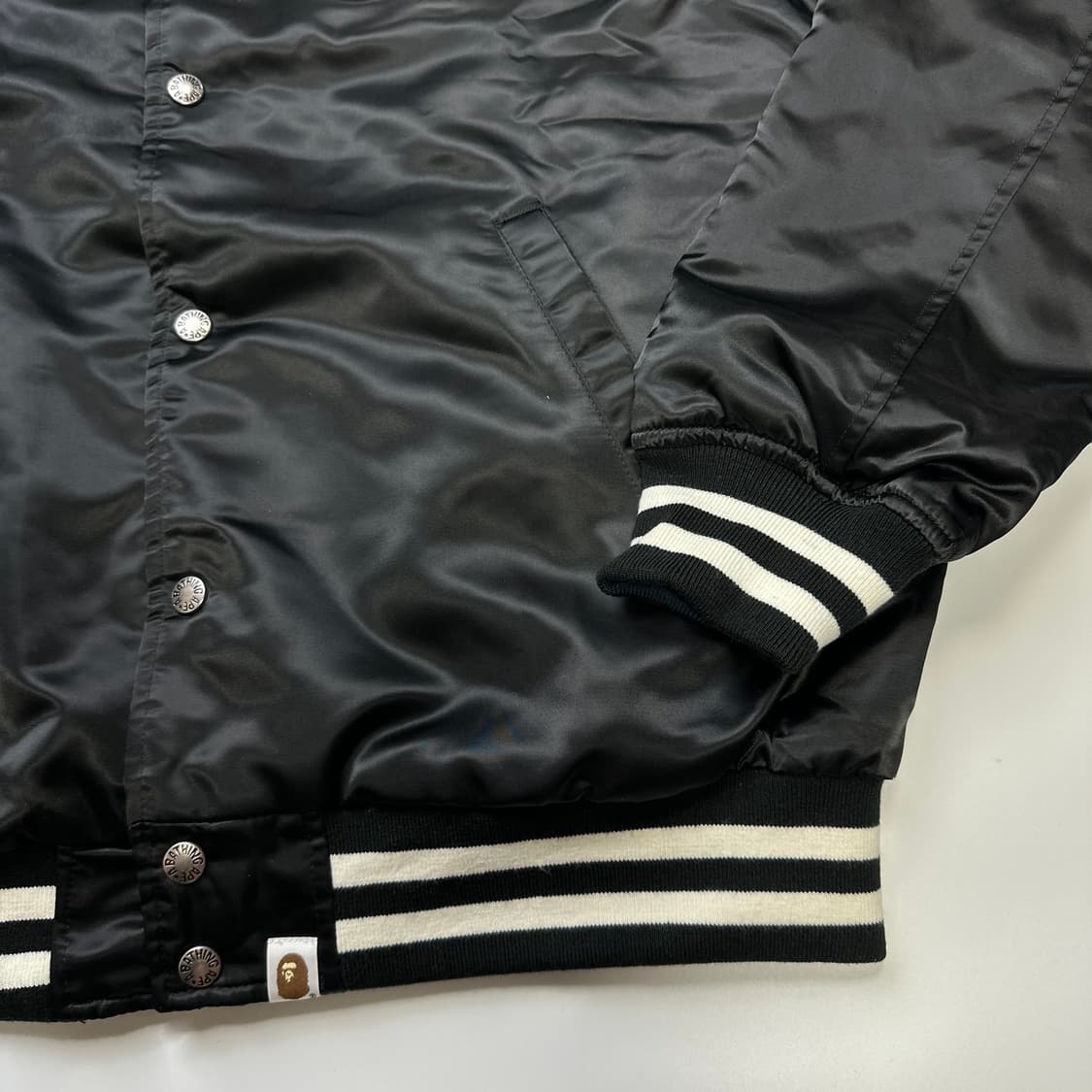 BAPE 22SS 베이프 리버시블 바시티 자켓 상품이미지4