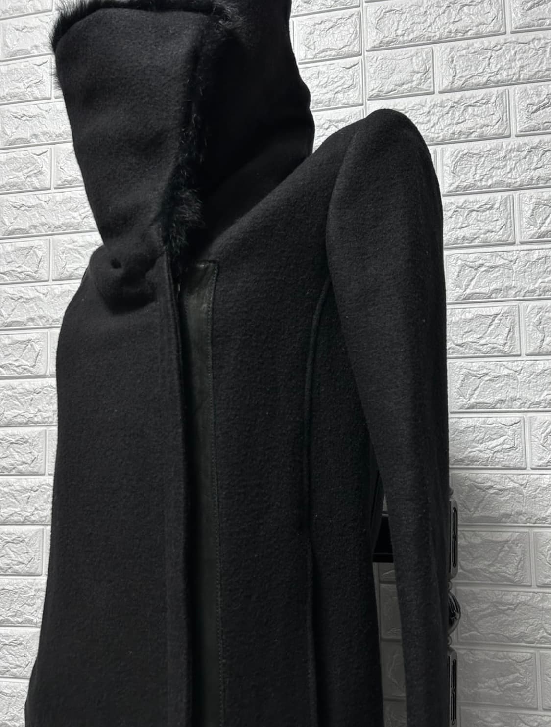 헬무트랭 래빗 퍼 하이넥 코트 상품이미지5