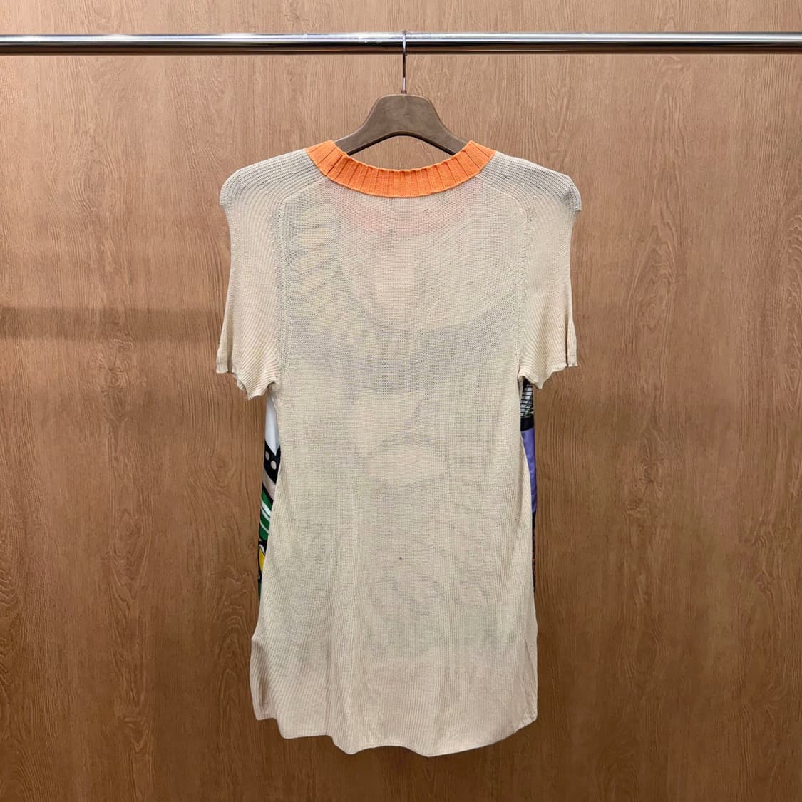 마르니 라운드넥 반팔 니트 프론트 그래픽 아트워크 패턴 디테일 베이지 상품이미지3