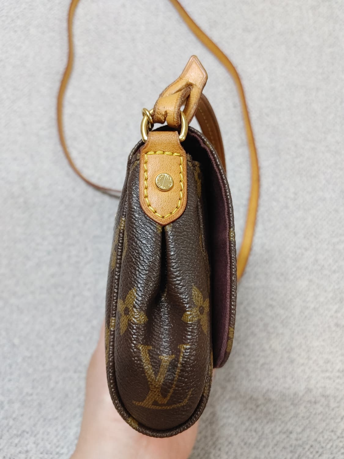 정품 루이비통 페이보릿 pm 크로스백 클러치백 상품이미지5