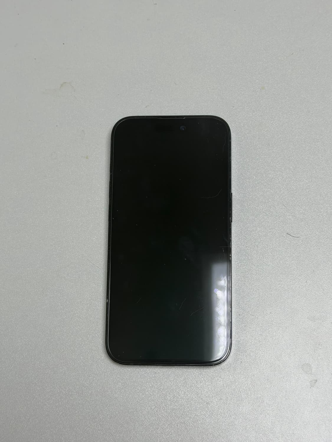 아이폰14pro 256g 블랙 케이스포함 저렴하게 판매! 상품이미지2