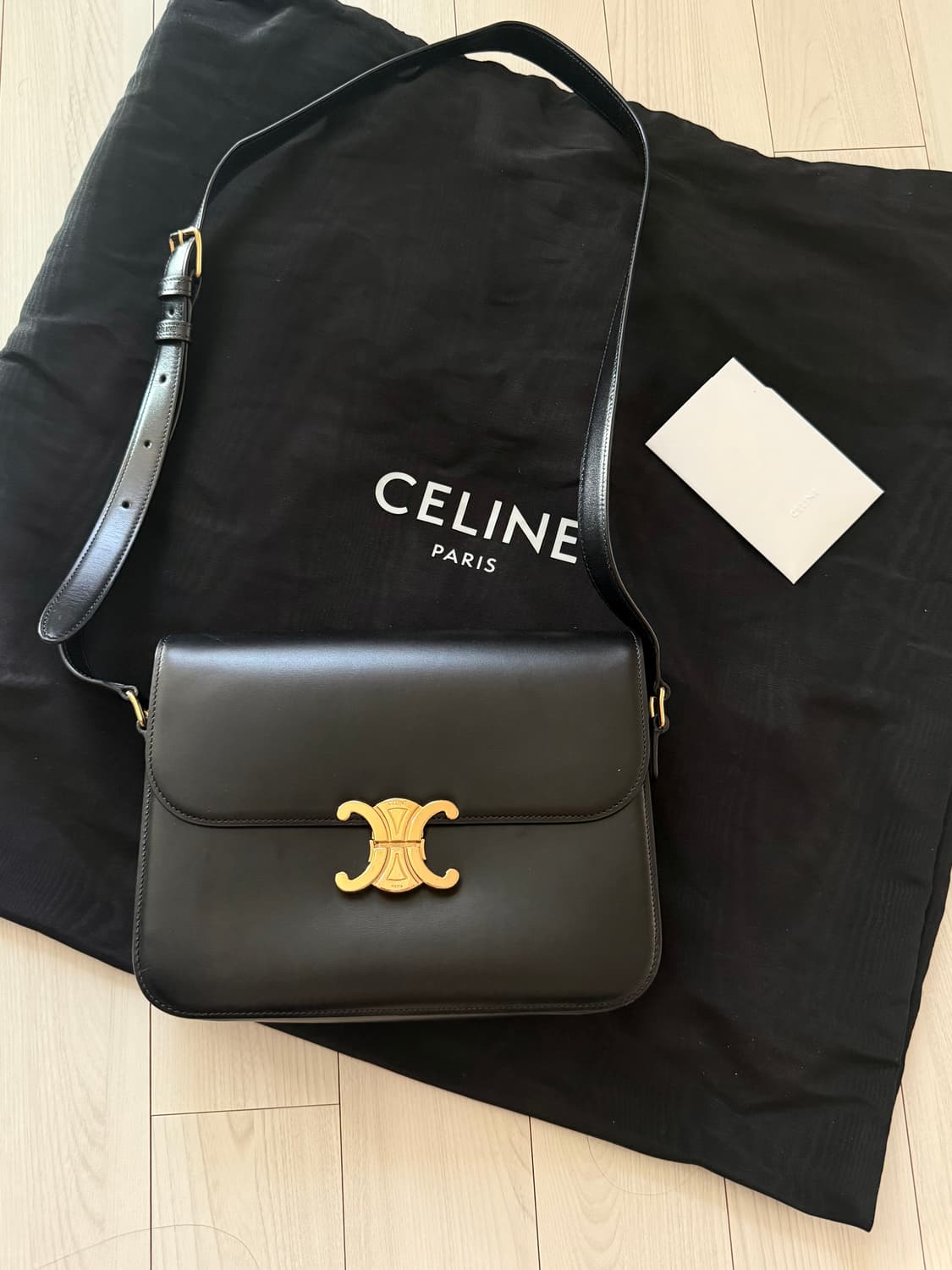 셀린느 트리옹프백 블랙 라지사이즈  상품이미지1