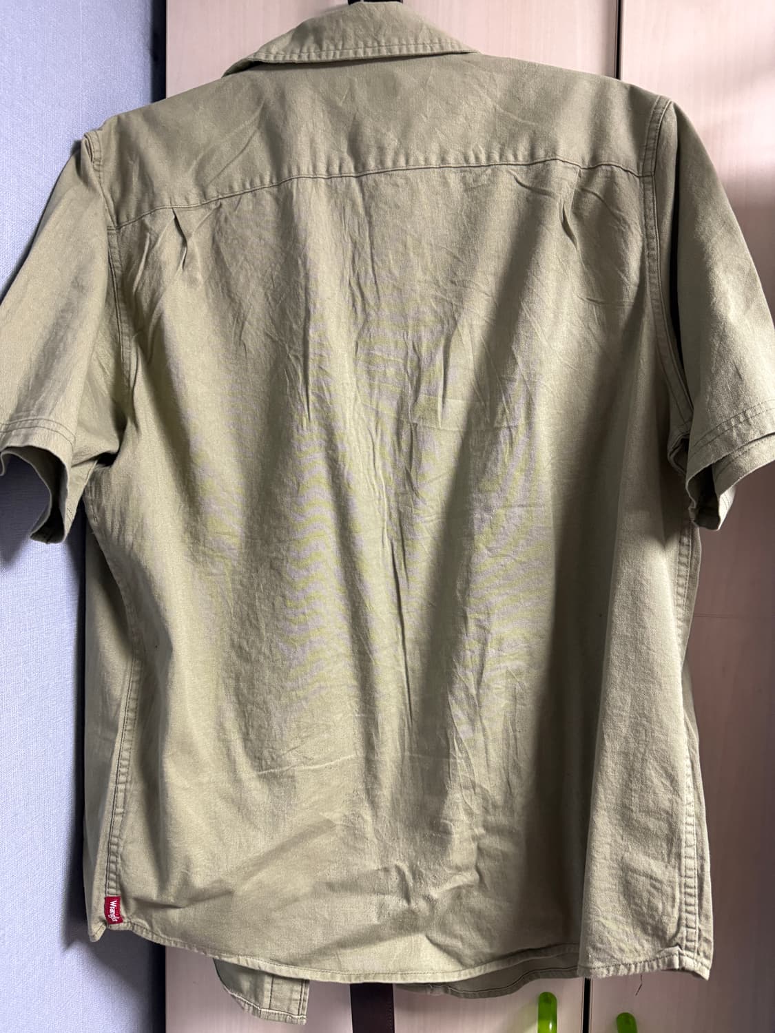 랭글러 반팔워크셔츠 m사이즈 (카키색) 상품이미지3