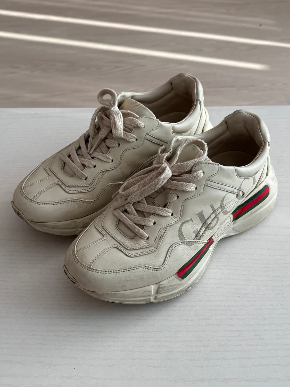 구찌(gucci) 라이톤 스니커즈 5 1/2size(250-255) 상품이미지4