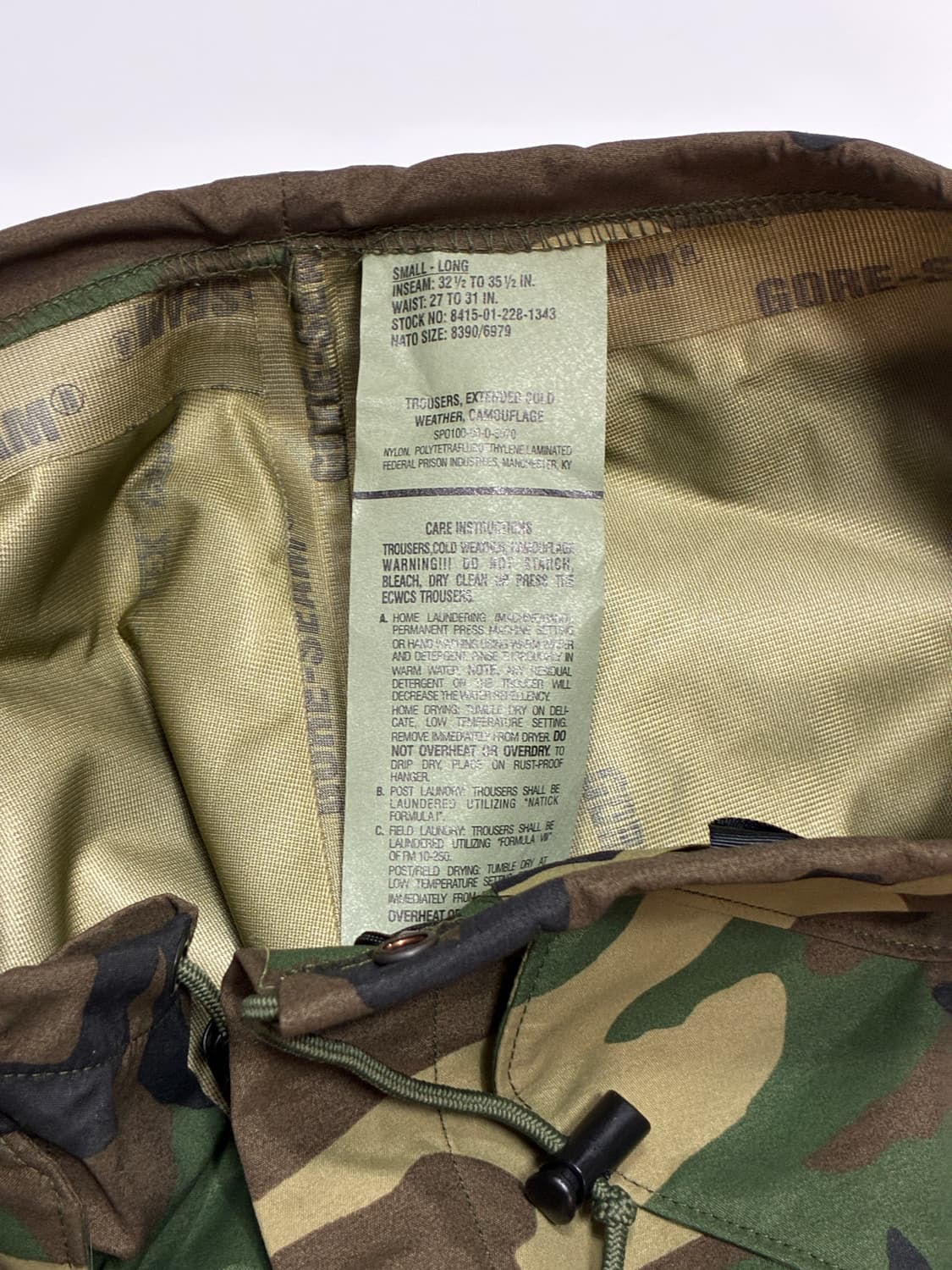 우드랜드 고어텍스 세트/ 데드스탁/ 상의 100-105/ 하의 30-32 상품이미지4