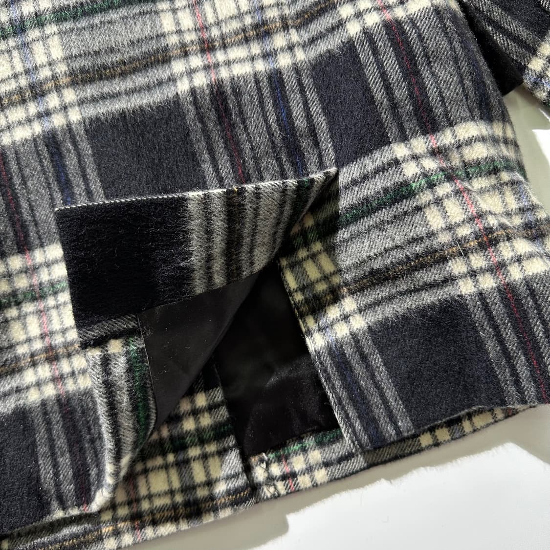 입생로랑 울 체크 더블 자켓 상품이미지6