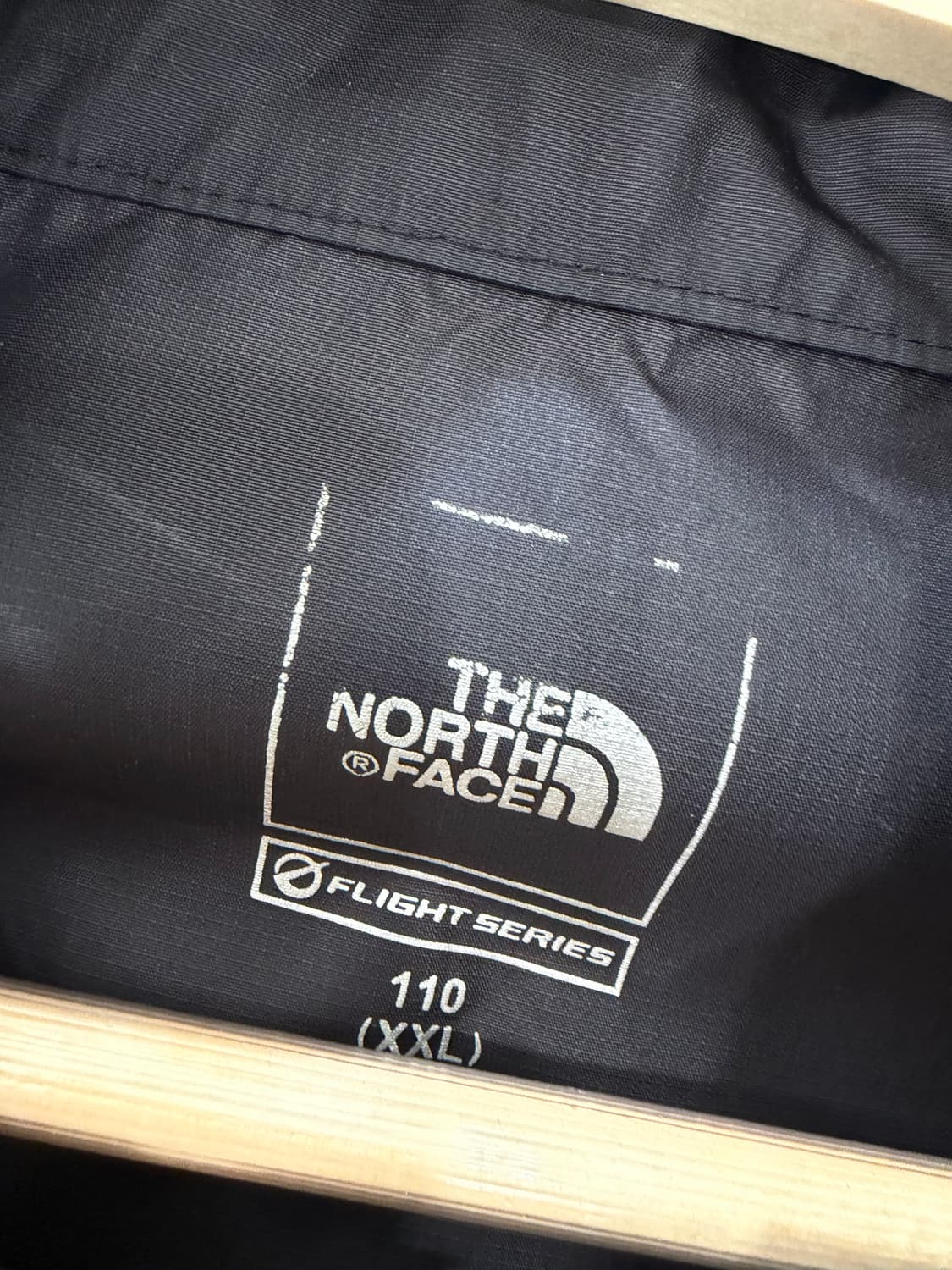 188. 노스페이스 바람막이 블랙 상품이미지2