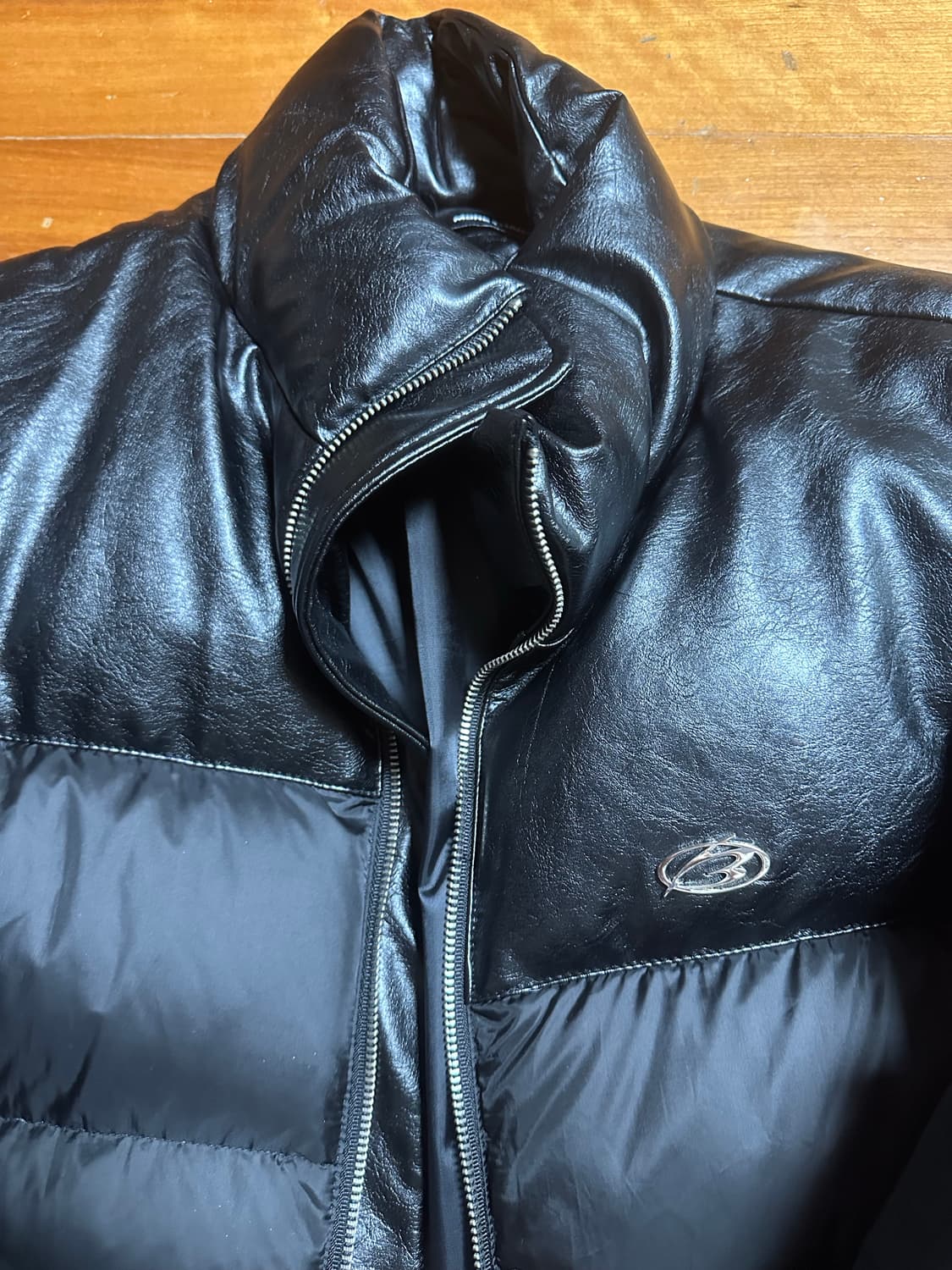 모어댄블랙 로고 믹스 패딩 상품이미지8