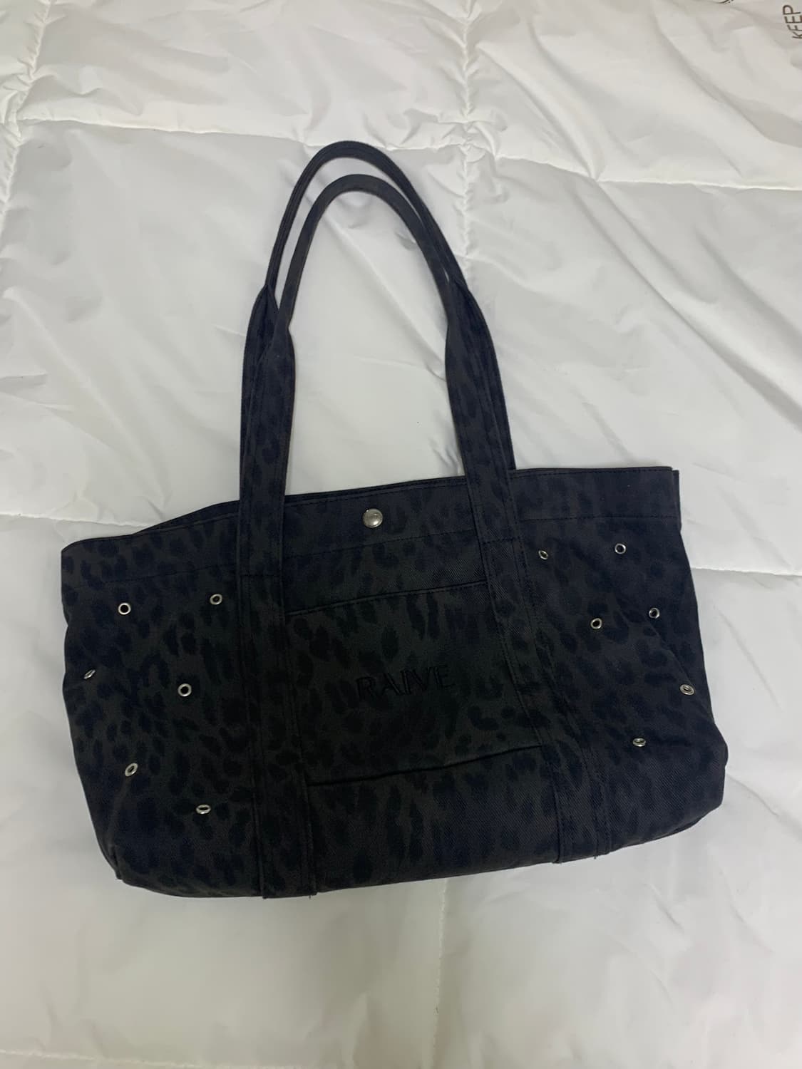 레이브 레오파드 숄더백 차콜 상품이미지2