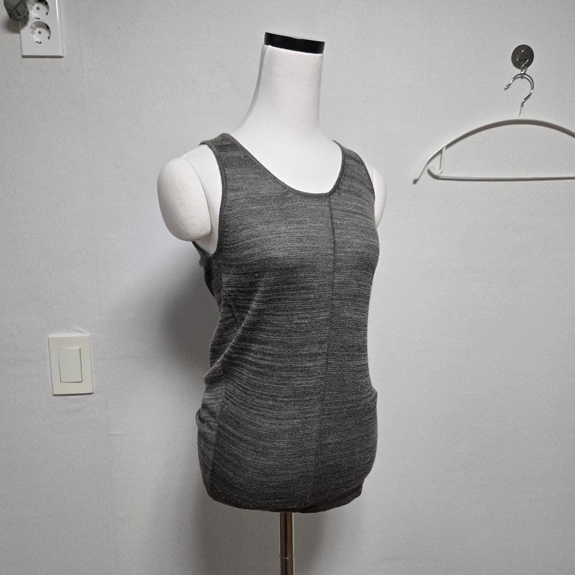 타임 울 슬리브리스 탑  상품이미지1