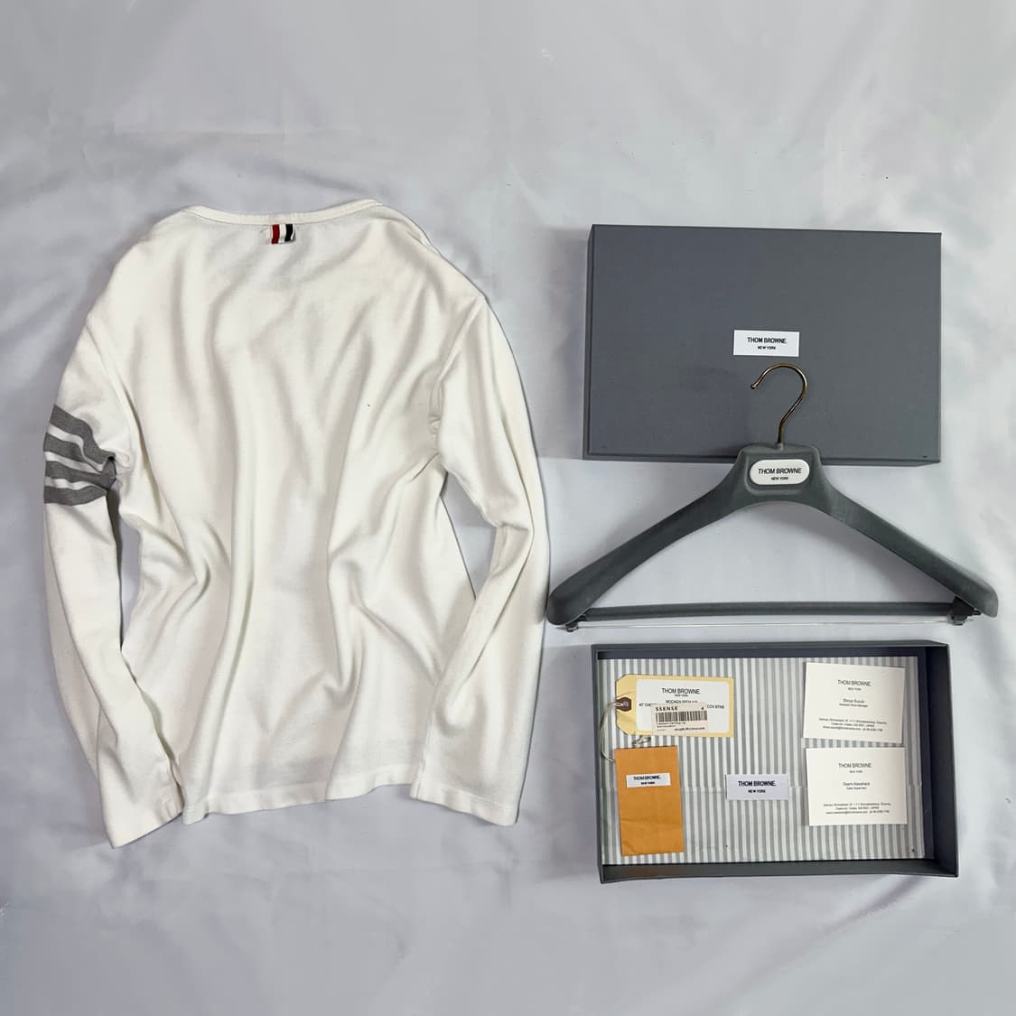 톰브라운 사선 코튼 롱슬리브 상품이미지1