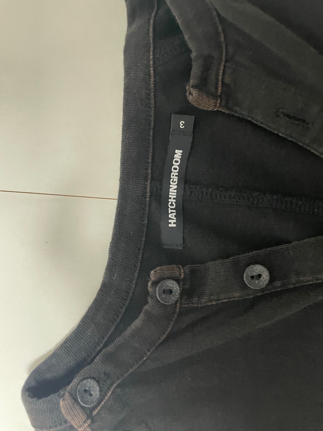 해칭룸 더블 헨리넥 상품이미지2