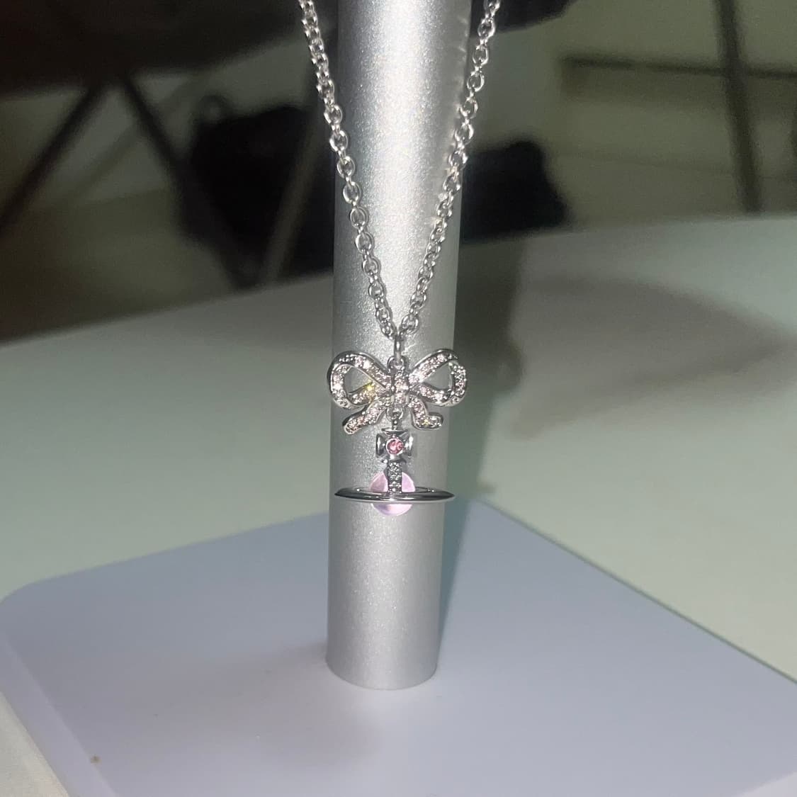 비비안웨스트우드 옥타비에 미니 목걸이 핑크 상품이미지1