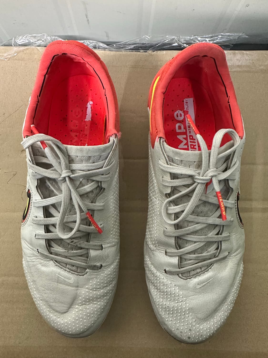 나이키 티엠포 축구화 245mm 판매 상품이미지2