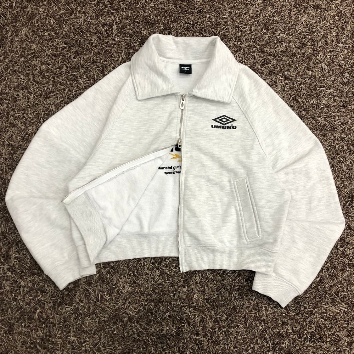 엄브로 빅로고 투웨이 스웻 집업 자켓 상품이미지1