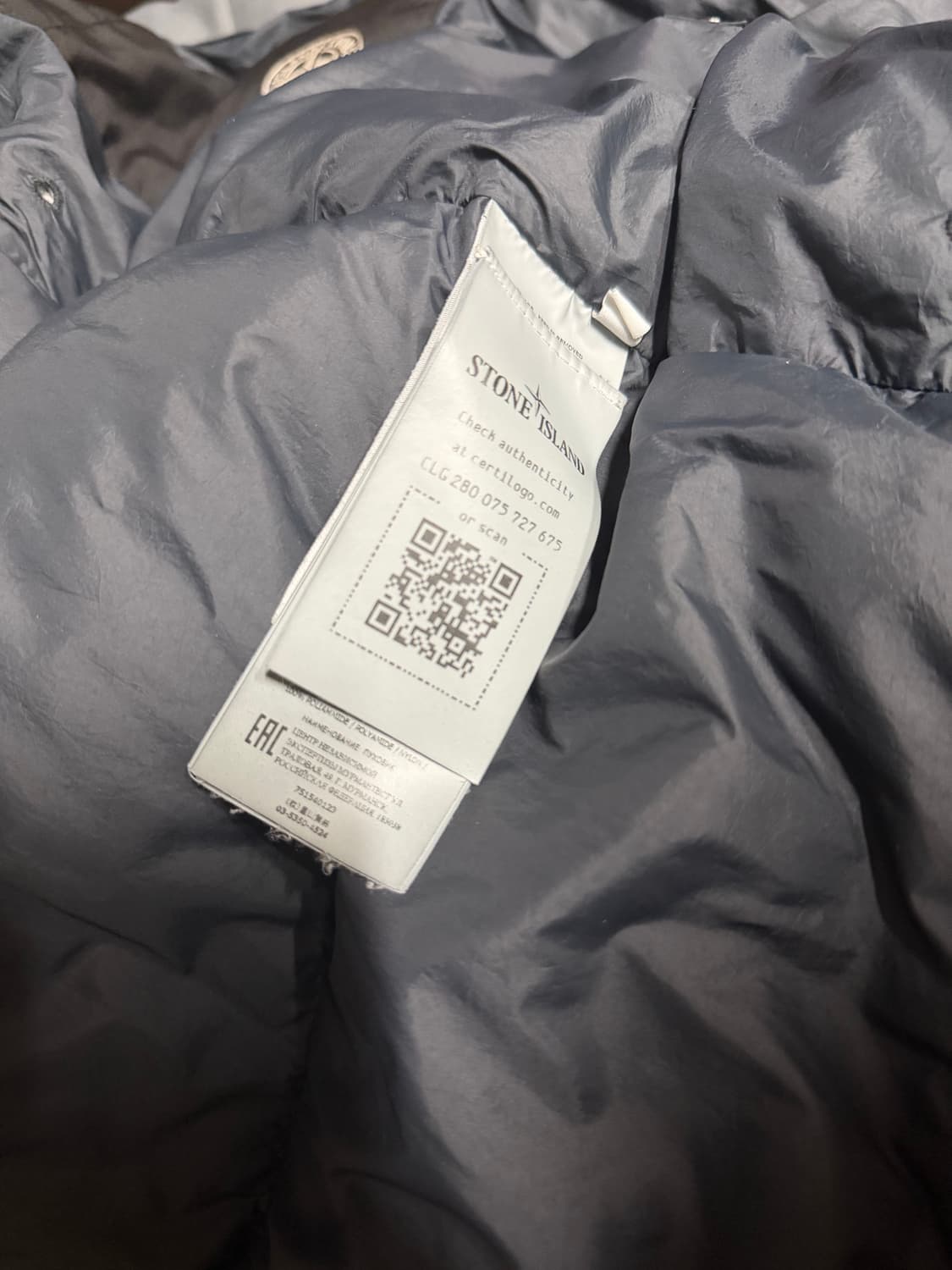 스톤아일랜드 크링클랩스 21fw 블랙 패딩 L 상품이미지4