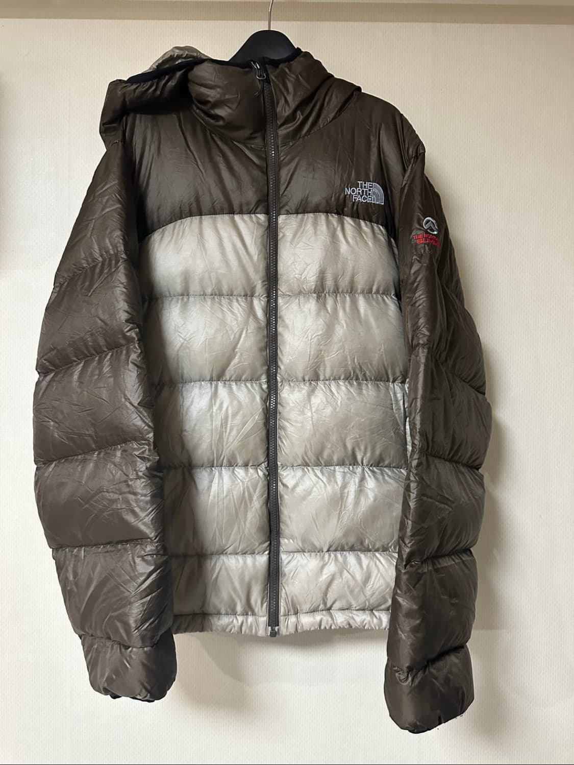 노스페이스 빈티지 아콘 후디 다운 경량패딩 브라운 상품이미지1