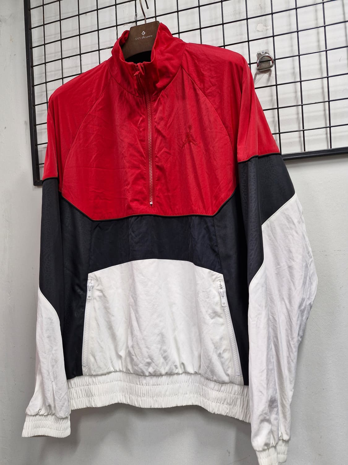 100L 나이키 조던 기능성 아노락 자켓. 상품이미지3