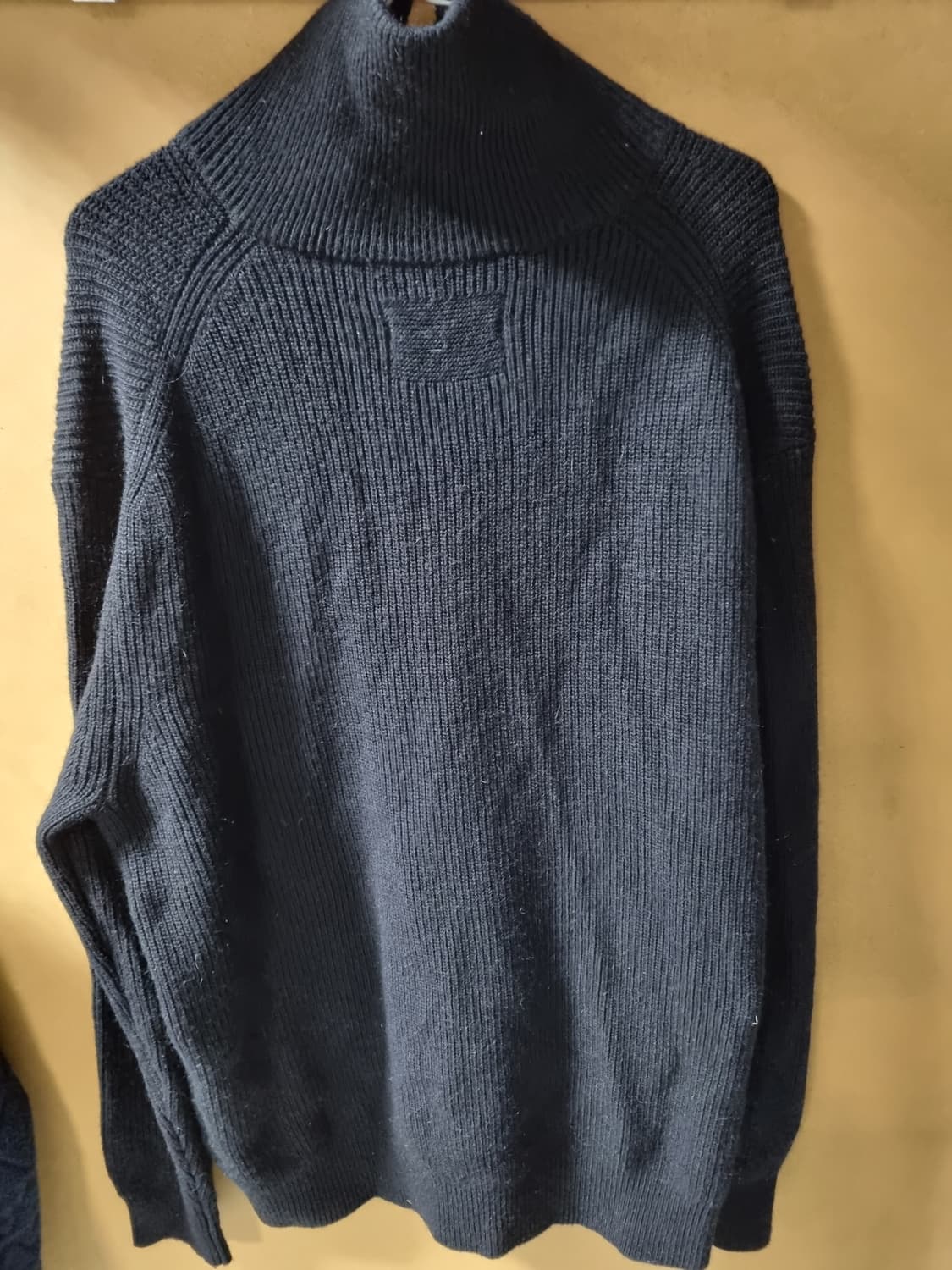 시리즈 남성 목폴라 모직 니트  상품이미지2