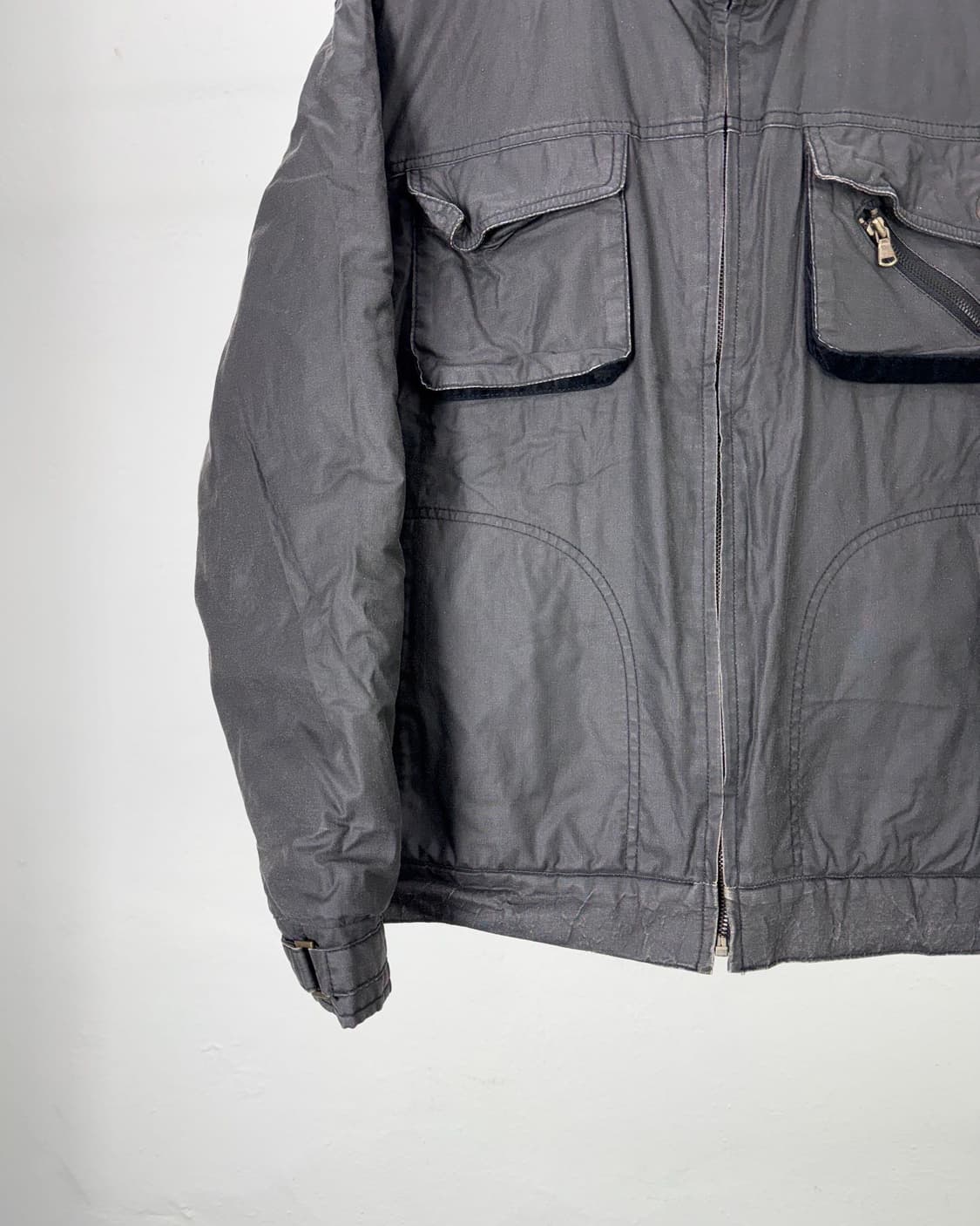 레드 울프 그레이 퀼팅 컷티드 나일론 워크웨어 집업 자켓 상품이미지4