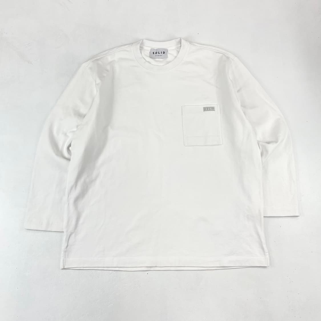 우영미 솔리드 옴므 포켓 화이트 롱 슬리브 (105) 상품이미지1