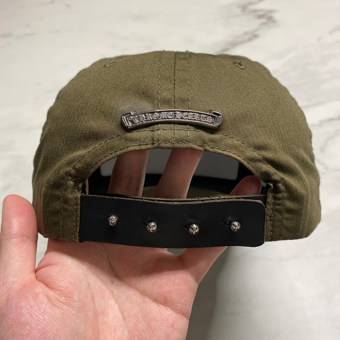 레어) 크롬하츠 홀스슈 말발굽 자수 레더 스트랩 데님 캡 카키 Vic 상품이미지3